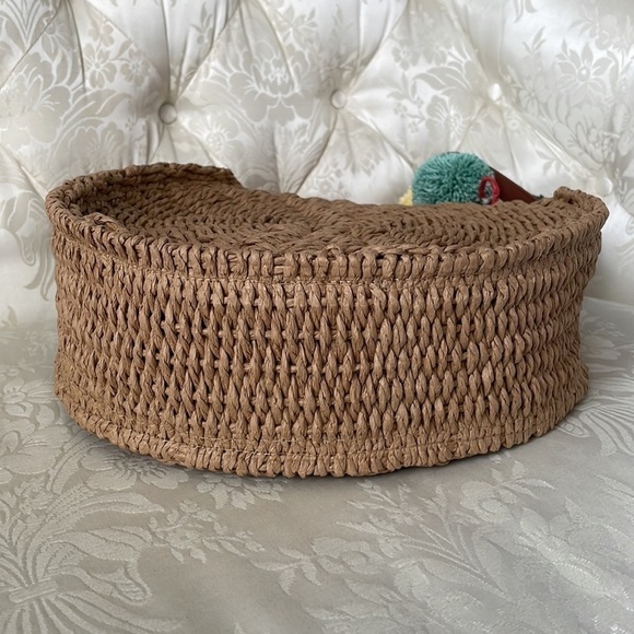 Brand New Olivia Miller Round Straw Multi Color Pom Pom Handbag Crossbody Purse - Picture 10 of 12